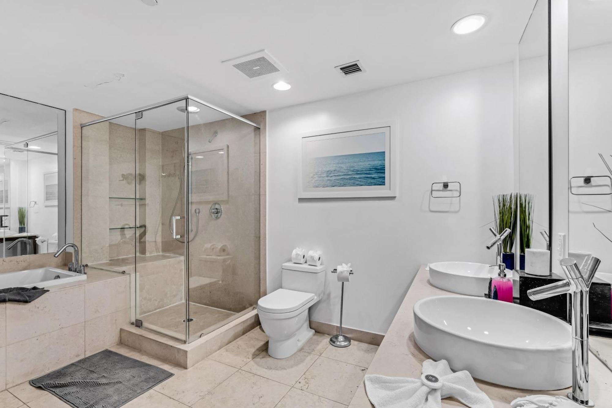 Luxurious Condo At Icon With Views Miami Extérieur photo